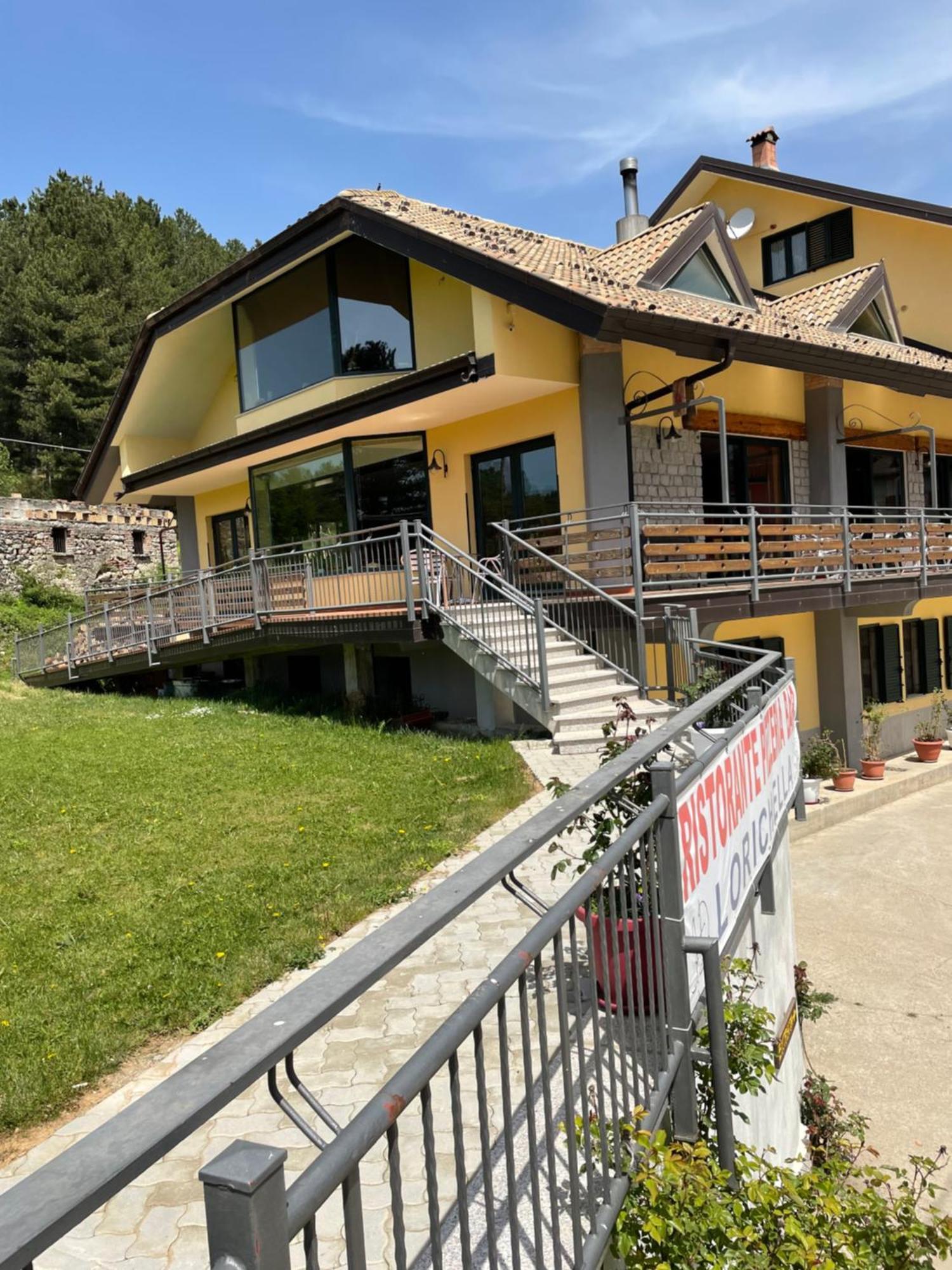 Hotel Fd Lorichella Lorica Exterior foto